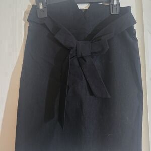 Elegant Black Skirt with Bow Detail